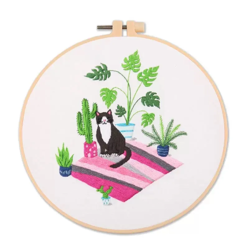 Black Cat Modern Hand Embroidery Kit 20cm