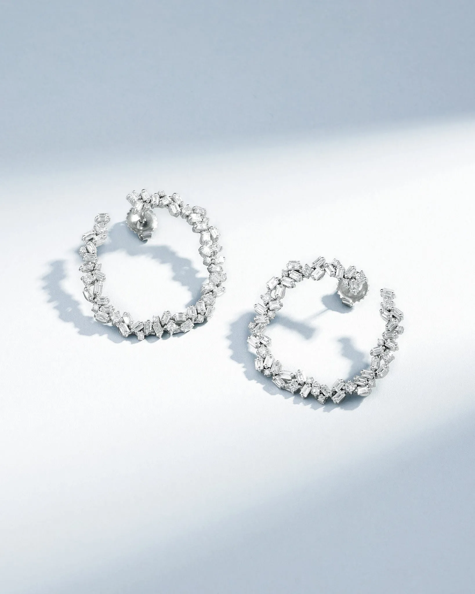 Classic Diamond Sideways Cluster Midi Hoops