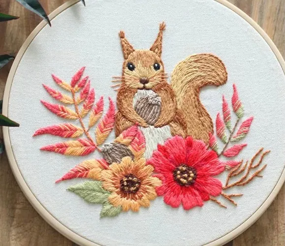 Cute Modern Floral Animal Hand Embroidery Kit 20cm