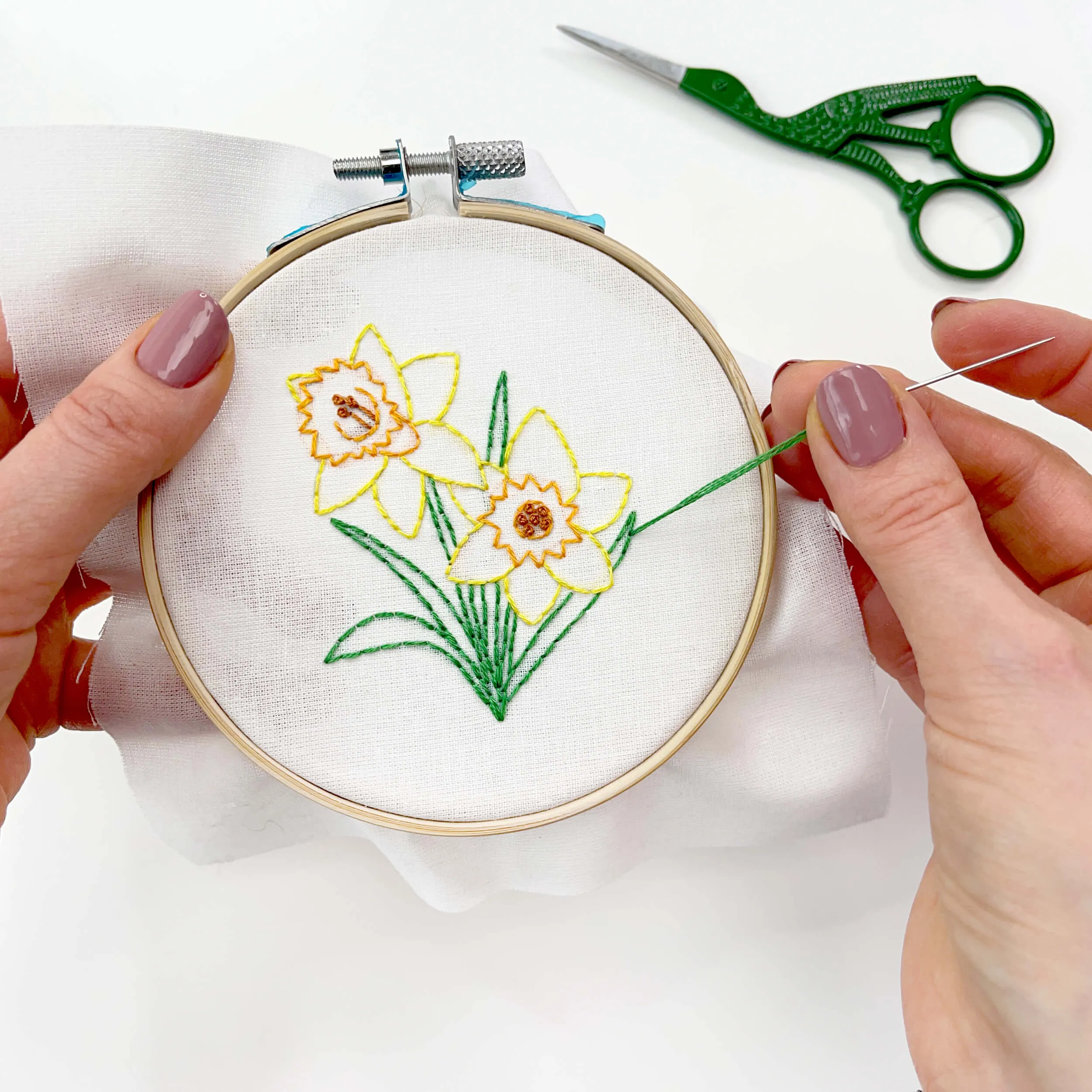 Daffodil embroidery kit