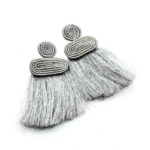 Getu Tassel Earrings 04