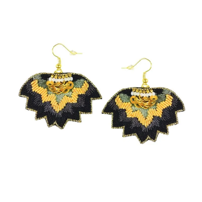 Nahua Madi Earrings - Carbon