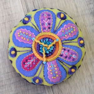 Sue Spargo - Flower Pincushion Kit